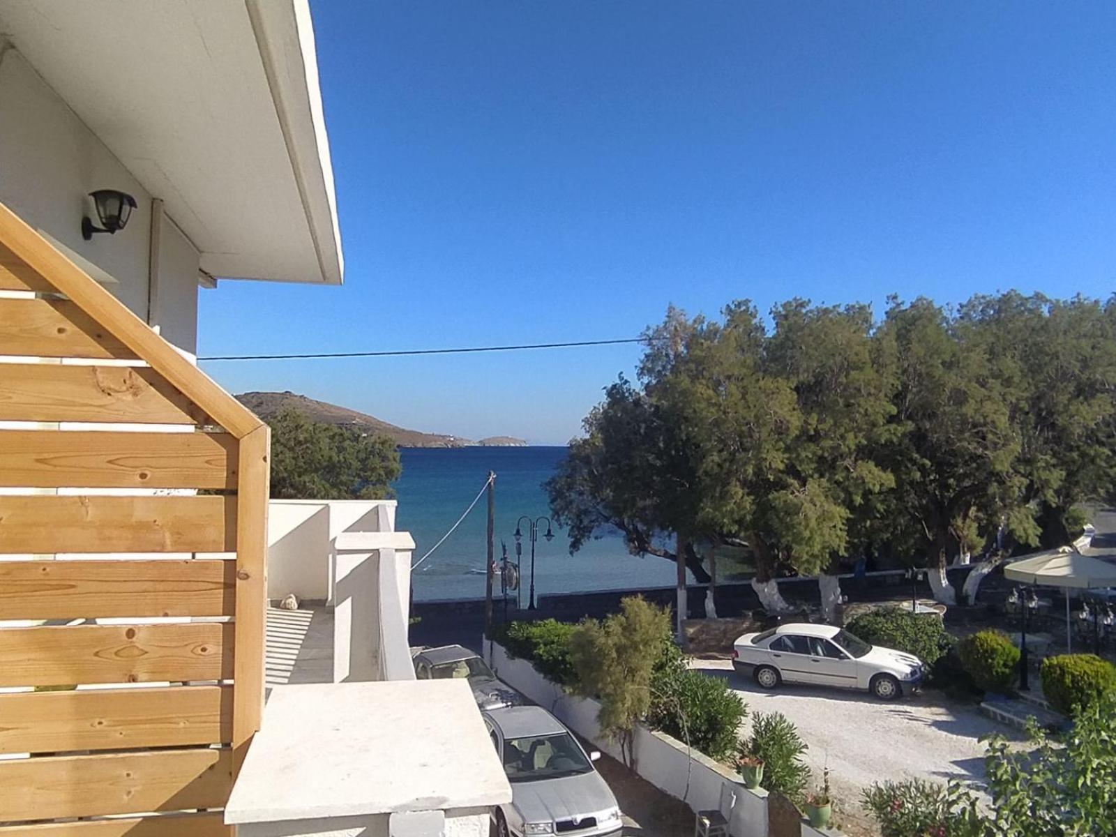 Kantouni Guest House By The Sea Batsíon Exterior foto